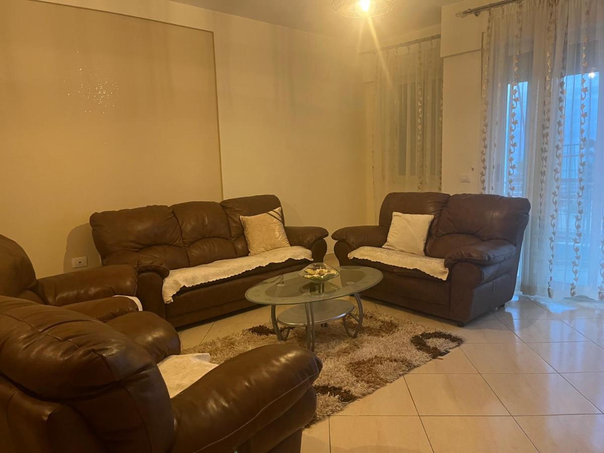 Ales' Apartment Durrës Kültér fotó